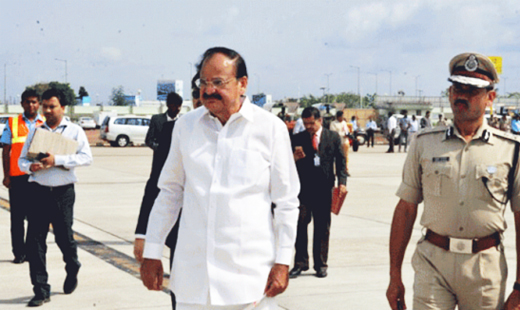 Venkaiah Naidu arrives at Mangalore